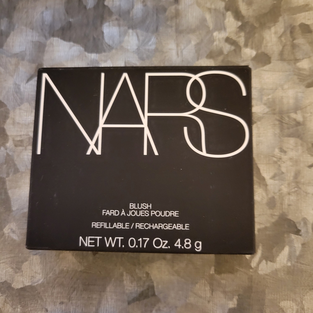 NIB, NARS Blush in Forbidden - Picture 7 of 8